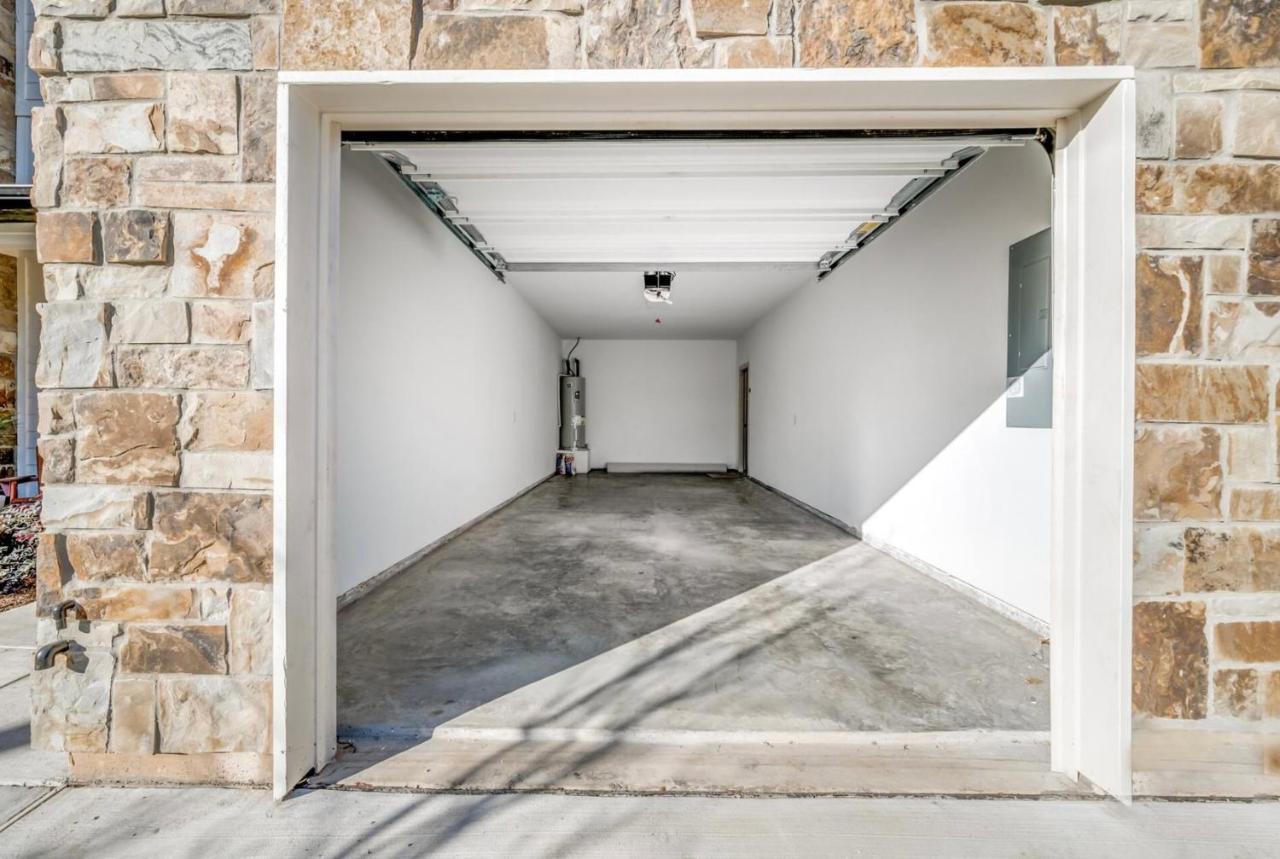 Stylish Townhome Near At&T Stadium, Globe Life, Six Flags & More Arlington Esterno foto